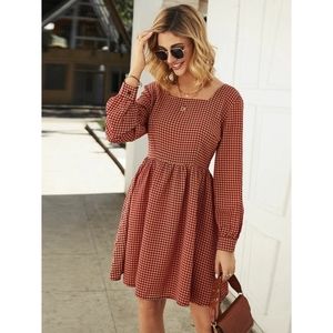 NWT Houndstooth Print Square Neck Zipper Dress